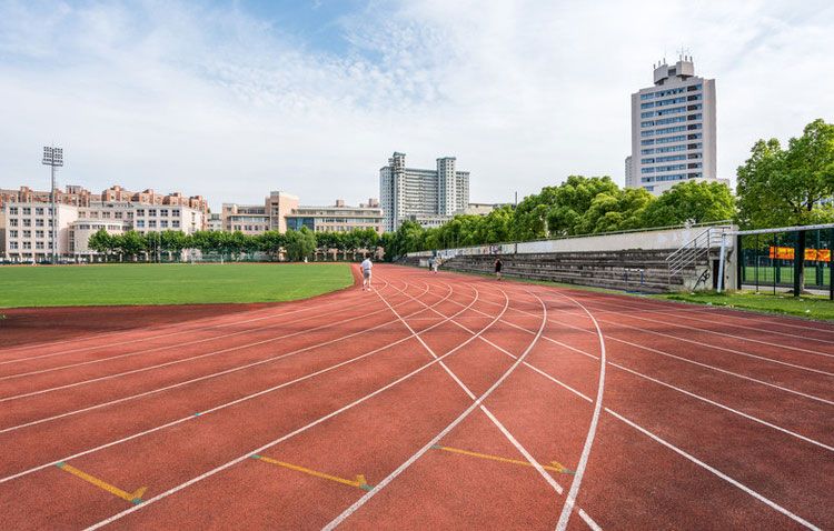 學校